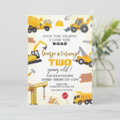 Cartes d'invitation d'anniversaire Construction (Debout devant)