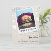 Cartes d'invitation pour 24 ans (Debout devant)