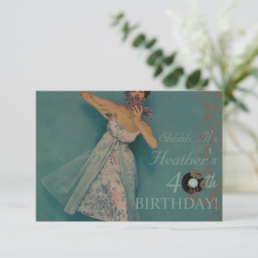 Cartes d'invitation pour une fête d'anniversaire d (Debout devant)