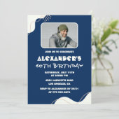 Cartes d'invitation simples pour les 60 ans Hommes (Debout devant)
