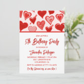 Cartes d'invitation simples pour son 5ème annivers (Debout devant)