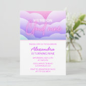Cartes d'invitation thème anniversaire Cloud 9 Arc (Debout devant)