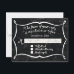 Cartes d'invitation typographiques à l'aspect tabl<br><div class="desc">GAMME DE COULEURS : Noir et blanc COLLECTION DE DESIGN : Carte de réponse RSVP assortie. Un ensemble de faire-part de mariage au style très moderne mais vintage, avec une typographie de tableau noir, comprenant des articles assortis pour une collection de produits nécessaires pour rendre votre journée spéciale complète !...</div>