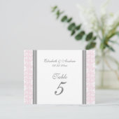 Cartes Numéro De Table mariage Rose Grey Damask (Debout devant)