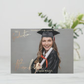 Cartes photos de Merci de diplômes personnalisés (Debout devant)