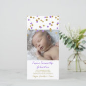 Cartes photos pourpres de baby shower de Merci (Debout devant)