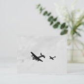 Cartes postales de bombardier et de Spitfire de (Debout devant)