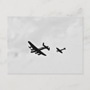 Cartes postales de bombardier et de Spitfire de