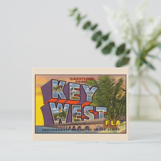 Cartes postales de Key West avec grand lettrage (Debout devant)