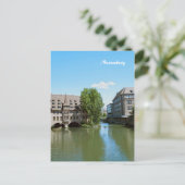 Cartes postales de Nuremberg (Debout devant)