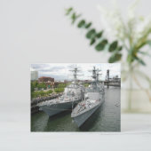Cartes postales des navires de la marine de l'Oreg (Debout devant)