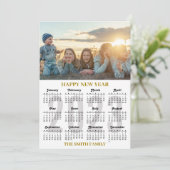 Cartes Pour Fêtes Annuelles 2023 Calendrier moderne Gold et noir Script photo (Debout devant)