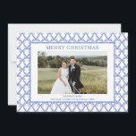 Cartes Pour Fêtes Annuelles Aquarelle Bleu Bow traditionnel Vintage Noël<br><div class="desc">Aquarelle Blue Bow traditionnelle Vintage Noël Photo Carte de vacances. Cette belle carte photo de Noël présente des arcs bleu aquarelle et un cadre bleu pour une photo. Il est parfait si vous cherchez une carte photo classique, sud, petit-millénaire de Noël. M'envoyer un message pour tout ajustement de besoin ou...</div>