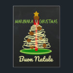 Cartes Pour Fêtes Annuelles Arbre de spaghetti de Buon Natale de Noël de<br><div class="desc">Ho ! Ho ! Ho ! Noël de Marinara. Qui a besoin d'un chandail qui est laid pour célébrer la saison des vacances ? Écartez la bons acclamation et rire avec notre conception italienne lunatique d'humour de nourriture. Une fourchette rouge complètement des spaghetti de tourbillonnement prend la forme d'un arbre...</div>