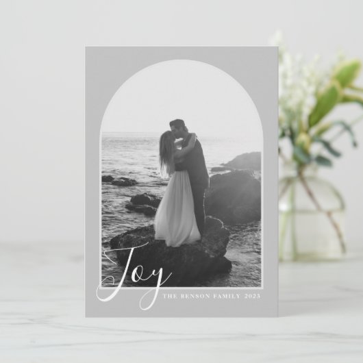 Cartes Pour Fêtes Annuelles Arc Script Joy Grey Vertical Holiday Card (Debout devant)