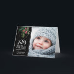 Cartes Pour Fêtes Annuelles Bayas Rojas | Feliz Navidad<br><div class="desc">Diseño moderno con una ilustración dibujados a mano y tipografía</div>