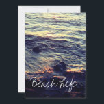 Cartes Pour Fêtes Annuelles Beach Life Citations Vagues Ocean Sunset Water Pit<br><div class="desc">Imprimé avec une belle scène sereine de belles vagues de l'océan sur la plage!</div>