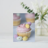 Cartes Pour Fêtes Annuelles Beau gâteau de Pâques (Debout devant)