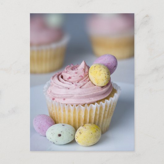 Cartes Pour Fêtes Annuelles Beau gâteau de Pâques (Devant)