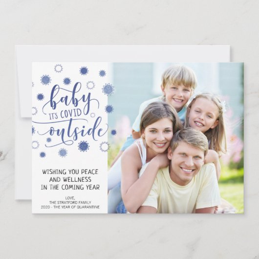 Cartes Pour Fêtes Annuelles BÉBÉ DANGEREUX SON COVIDE DEVANT LA Typographie Bl (Devant)