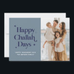 Cartes Pour Fêtes Annuelles Blue Happy Challah Days Hanoukka Photo de la famil<br><div class="desc">© Gorjo Designs. Fait pour vous via la plateforme Zazzle.

// Besoin d'aide pour customiser votre design ? Vous avez d'autres idées ? N'hésitez pas à me contacter (Zoe) directement via le bouton de contact ci-dessous.</div>