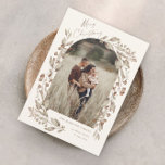 Cartes Pour Fêtes Annuelles Boho Fleur sauvage Arch Photo Noël<br><div class="desc">Boho Fleur sauvage Arch Photo Noël Carte de vacances. Le dos a une photo supplémentaire et un message personnalisé de la famille. Cliquez sur le bouton Personnaliser pour customiser cette conception avec vos détails.</div>