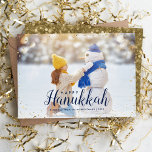 Cartes Pour Fêtes Annuelles Bonne Hanoukka | Parties scintillant Glitz Faux su<br><div class="desc">Des cartes photos de vacances imprimés sur mesure abordables avec des modèles simples pour la personnalisation. Ce design moderne chic a une bordure de confetti en faux parties scintillant et un texte de calligraphie élégant. Le libellé dit "Heureux Hanoukka". Personnalisez-le avec vos photos et ajoutez votre nom de famille et...</div>