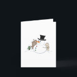 Cartes Pour Fêtes Annuelles Bonne illustration de Noël Snowman<br><div class="desc">Illustration d'un bonhomme de neige de Noël en dessin animé sur une scène de neige avec des maisons recouvertes de neige et un arbre à l'arrière - plan sur le devant et une petite version à l'intérieur avec les mots "Joyeux Noël !".</div>