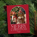 Cartes Pour Fêtes Annuelles Budget Joyeux Noël moderne minimaliste photo<br><div class="desc">Design simple et élégant de carte de Noël avec style minimaliste et typographie moderne chic Joyeux Noël. Ajoutez votre propre photo personnalisée dans un cadre en arc pour créer votre propre carte de vacances personnalisée pour la famille et les amis.</div>