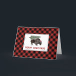 Cartes Pour Fêtes Annuelles Buffalo Bison Santa Joyeux Noël Arbre à carreaux r<br><div class="desc">Illustration d'un bison portant un chapeau de Père Noël avec un arbre de Noël enneigé attaché à son dos. La bordure est un motif à carreaux noir et rouge de bison.</div>