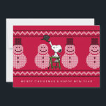 Cartes Pour Fêtes Annuelles cacahuètes | Snoopy Christmas Sweater Snowman<br><div class="desc">Envoyez cette carte de vacances amusante Peanuts à vos amis et à votre famille. Ajoutez vos noms et photos.</div>