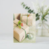 Cartes Pour Fêtes Annuelles Cadeaux de vacances couverts de neige (Debout devant)