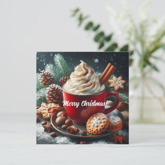 Cartes Pour Fêtes Annuelles Café chaud hivernal fouetté dans une tasse rouge (Debout devant)