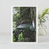 Cartes Pour Fêtes Annuelles Cascade de printemps cachée (Debout devant)