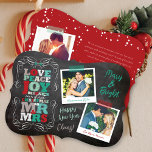 Cartes Pour Fêtes Annuelles Chalkboard Mistletoe Vintage photo de Noël<br><div class="desc">Vintage Black Chalkboard Mistletoes, Love Peace Joy Baisers Notre Premier Noël Comme M. Et Mme, Rouge Et Vert, Gras Et Coloré Lettres Modernes Bloc Typographie, 2 Multi Photo Collage Carte Mariage de vacances. L'arrière comprend un motif de snowdots complet, une photo instantanée et un message de vacances personnalisable. L'arrière -...</div>