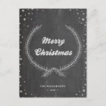 Cartes Pour Fêtes Annuelles Chalkboard Vintage Joyeux Noël Folio Wreath<br><div class="desc">Carte de Noël propre et simple avec une couronne de Noël feuillue dans un cadre de flocon de neige. Disponible sous forme de carte à plat,  carte pliée et carte postale. Souhaitez-vous à tous un Joyeux Noël et Bonne Année!</div>