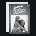 Cartes Pour Fêtes Annuelles Chalkboard White Mistletoe Photo Card<br><div class="desc">Le This rustic chalkboard style invité est idéal pour un séjour nostalgic et on-tendance holiday greeting made exclusively for Zazzle. Mistletoe adents adorn each corner with white script typography printed on a chalkboard background. Add an Envelopments Holiday Stamp from our extensive postage collection to match parfaite with your greeting. Enveloppements...</div>