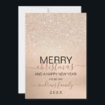 Cartes Pour Fêtes Annuelles Chic Champagne Parties scintillant d'or Noël métal<br><div class="desc">L'élégante, glamour et moderne carte de voeux de Noël est parfaite pour la famille contemporaine et élégante. Il présente un dégradé brillant de parties scintillant dorée au champagne imprimé sur un arrière - plan métallique brossé or de champagne. Le dos affiche la même parties scintillant et le métal brossé. Ce...</div>