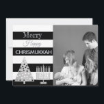 Cartes Pour Fêtes Annuelles Chrismukkah Photo Blancs Noirs Et Blancs Argent<br><div class="desc">Ajoutez votre photo à cette amusante carte de vacances Chrismukkah dans un style moderne de rayures noir et blanc avec des accents argentés pour Noël et Hanoukka. Joyeux Chrismukkah ! Remplacez le porte-photo de famille par votre propre photo pour une carte personnalisée unique. Les motifs argentés de l'arbre de Noël...</div>