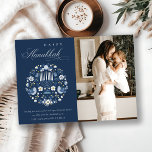 Cartes Pour Fêtes Annuelles Classy Navy Blue Happy Hanoukka 1 Photo Floral<br><div class="desc">Si vous avez besoin d'une personnalisation supplémentaire,  n'hésitez pas à m'envoyer un message sur yellowfebstudio@gmail.com .</div>