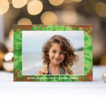 Cartes Pour Fêtes Annuelles Colorant rouge vert Tie avec photo simple et salua<br><div class="desc">Ajoutez une photo de famille à ce colorant à cravate clair et gai botanique design non traditionnel. Cela peut être utilisé pour n'importe quel salut de Noël - fêtes heureuses, Bonnes Fêtes et plus encore. L'avant comprend une photo avec une police tendance. Le dos comprend un motif coloré de teinture...</div>