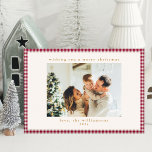 Cartes Pour Fêtes Annuelles Cute canneberge rouge Plaid Deux photos Noël<br><div class="desc">Envoyez une joie festive avec notre mignonne Cranberry Red En vichy Plaid Custom Two Photo Christmas Holiday Card! Doté d'un motif classique et d'un espace pour deux de vos photos préférées, cette carte ajoute une touche confortable et personnalisée à vos salutations de vacances. Parfait pour partager avec vos amis et...</div>