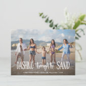 Cartes Pour Fêtes Annuelles Dashing à travers le sable | Photo de Noël (Debout devant)