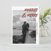 Cartes Pour Fêtes Annuelles Decorative Married and Merry Modern Deep Burgundy (Debout devant)