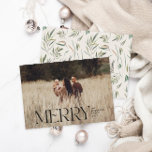 Cartes Pour Fêtes Annuelles Élégant feuillage naturel moderne photo minimale<br><div class="desc">Elégante photo moderne crème naturelle minime aquarelle typographie botanique Joyeux Noël carte appartement.</div>