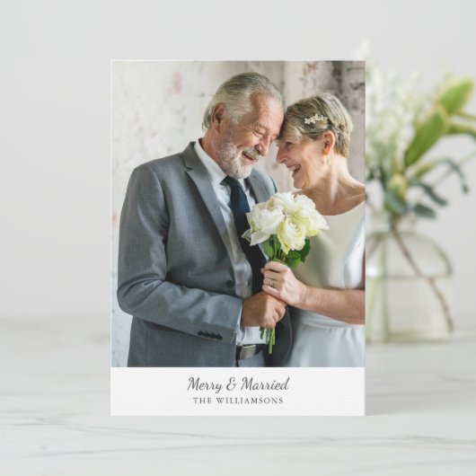 Cartes Pour Fêtes Annuelles Élégant Script classique plus vieux marié Joyeux p (Debout devant)