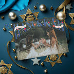 Cartes Pour Fêtes Annuelles Elégant Serif Lettré main Happy Hanoukka Photo<br><div class="desc">Elégante serif "hanoukka" avec grenades et fleurs "Happy" et "avec amour" en rubans. Image originale de Becky Nimoy. Photo avec l'aimable autorisation de unsplash</div>