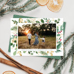 Cartes Pour Fêtes Annuelles Elégante aquarelle cadre botanique Photo Noël<br><div class="desc">Cet élégant carte photo de vacances dispose d'un cadre magnifique de botaniques aquarelles aux accents faux or. Le design est simple mais élégant. Sur le devant de la carte il y a une photo horizontale. Sur le dos,  vous trouverez un motif à points de polka vert et blanc coordonné.</div>