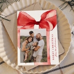 Cartes Pour Fêtes Annuelles Elégante couleur rouge Aquarelle Bow 3 Photo<br><div class="desc">Célébrez la saison en beauté avec cette carte de Noël élégante avec un arc en couleur rouge étonnant contre un arrière - plan blanc. Personnalisez la conception en ajoutant votre photo de famille verticale dans une disposition décalée unique. Votre salutation de vacances est affichée dans une écriture serif rouge classique,...</div>