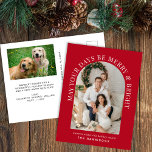 Cartes Pour Fêtes Annuelles Élégante Photo Arc Joyeux Et Rouge Noel Lumineux<br><div class="desc">Carte postale moderne rouge de Noël avec votre photo dans un cadre d'arc entouré de "Puisse tes Jours être Joyeux & Lumineux" en élégante typographie blanche et votre nom dans une simple typographie blanche. Au contraire,  ajoutez une photo supplémentaire et personnalisez votre salutation de vacances.</div>